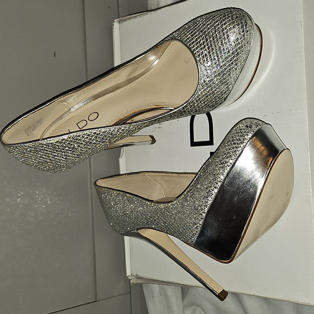 Aldo Fran Silver Platform Heels Size 8 - Picture 13 of 16